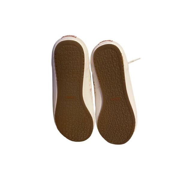 Taos Sneakers- NWT- 9 - Picture 4 of 4